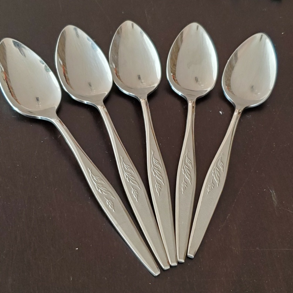 5 Teaspoons Oneida Community Woodmere Textured Wheat Leaf MCM Stainless Flatware